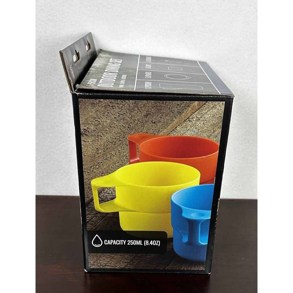 Camping 5 Person Outdoor Dining Set Plates Cups Forks Pitcher Reusable NIB - Picture 5 of 5